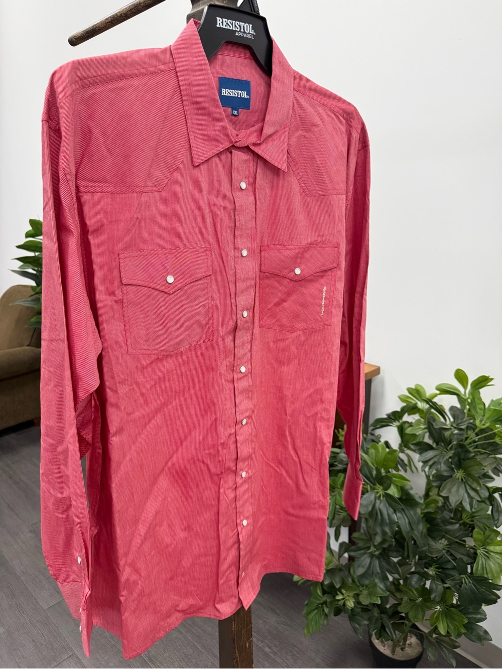 Resistol Long-Sleeve Casual Button-Down Shirt in Coral Red